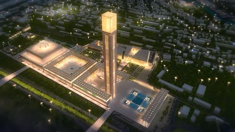 Vue aérienne nocturne de la Grande Mosquée d'Alger et de son minaret de 264 mètres